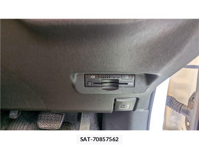 Toyota PRIUS PHV 2012-03 4757151-25