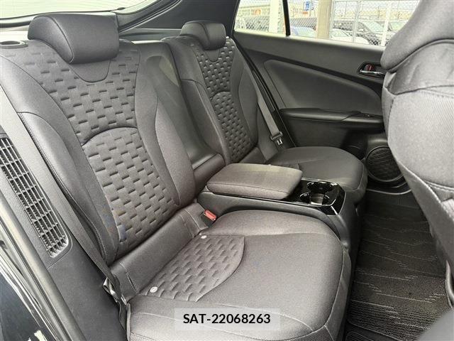 Toyota PRIUS PHV 2017-02 4978700-15