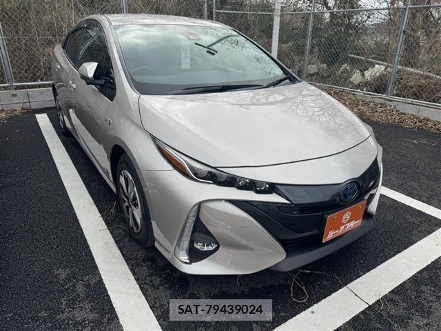 Toyota PRIUS PHV 2019-08 4978647-0