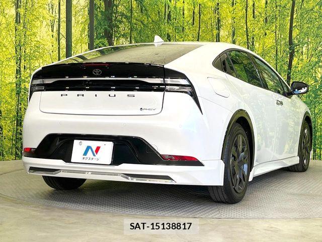 Toyota PRIUS PHV 2023-09 5876088-16
