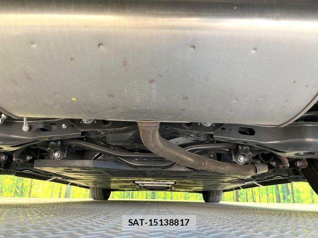 Toyota PRIUS PHV 2023-09 5876088-18