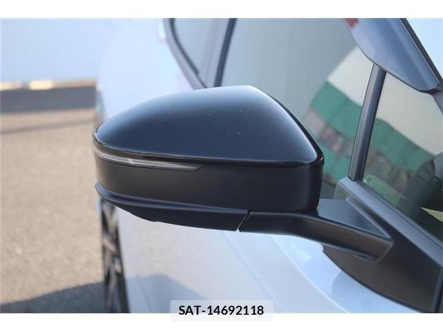 Toyota PRIUS PHV 2024-01 5876090-29