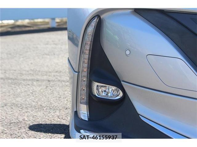 Toyota PRIUS PHV 2020-06 6218678-13