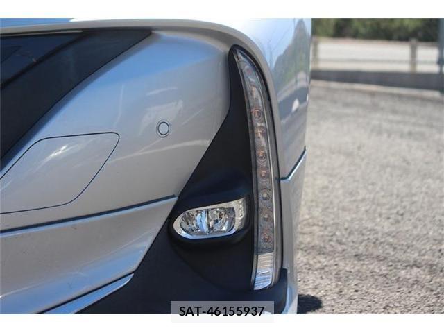 Toyota PRIUS PHV 2020-06 6218678-15