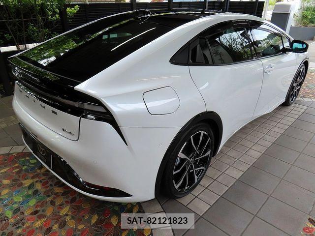 Toyota PRIUS PHV 2025-07 6277170-11