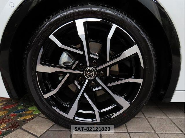 Toyota PRIUS PHV 2025-07 6277170-28