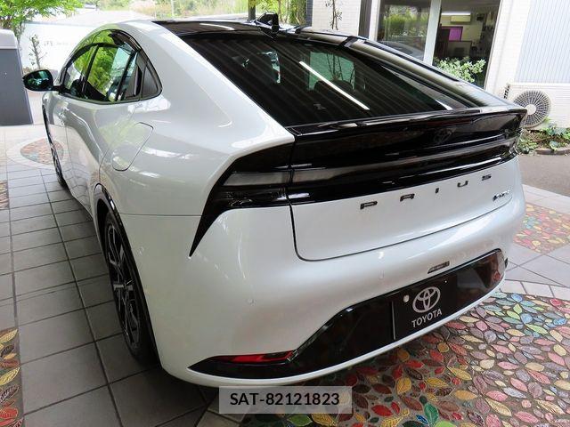 Toyota PRIUS PHV 2025-07 6277170-8