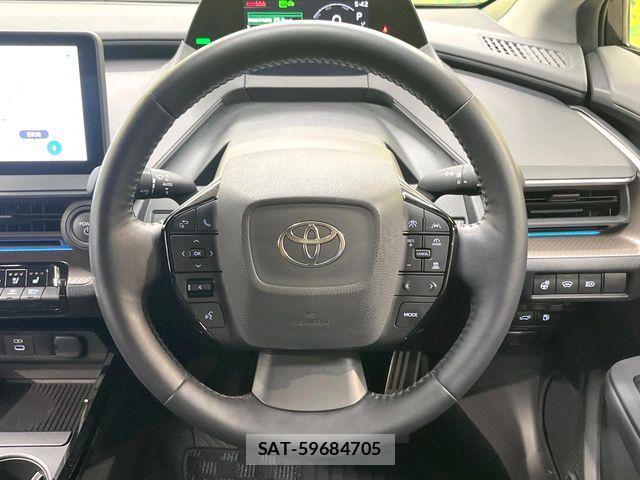Toyota PRIUS PHV 2023-07 6305994-10