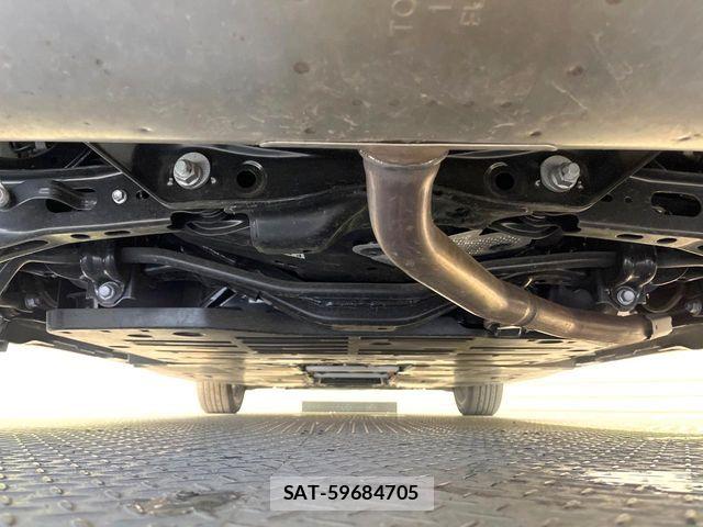 Toyota PRIUS PHV 2023-07 6305994-18