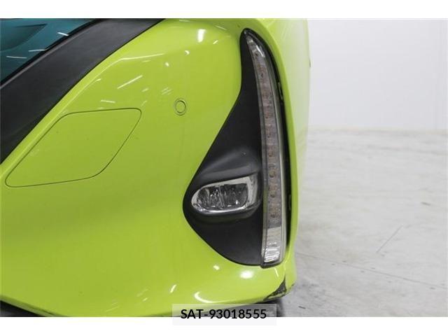 Toyota PRIUS PHV 2017-02 6614329-12