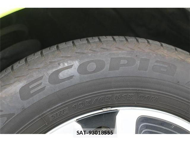 Toyota PRIUS PHV 2017-02 6614329-18