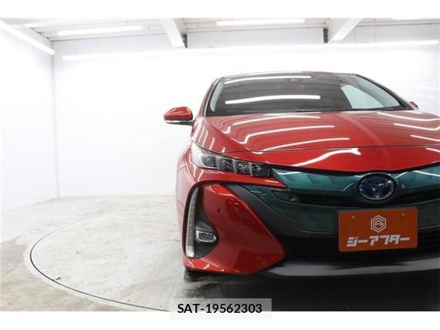 Toyota PRIUS PHV 2017-03 6673250-10