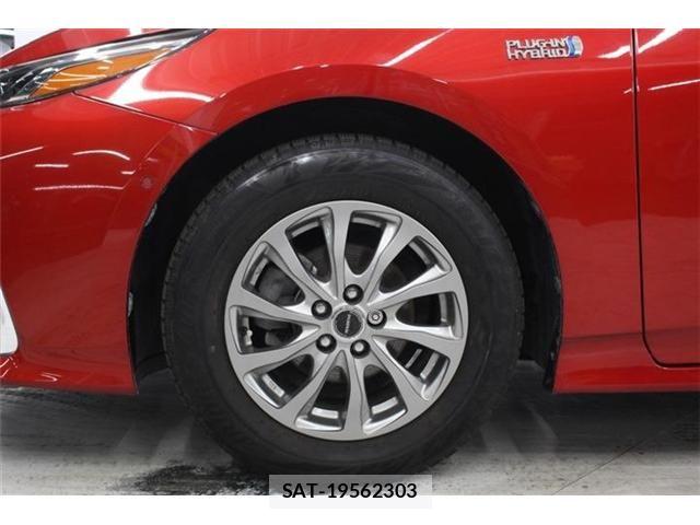 Toyota PRIUS PHV 2017-03 6673250-23