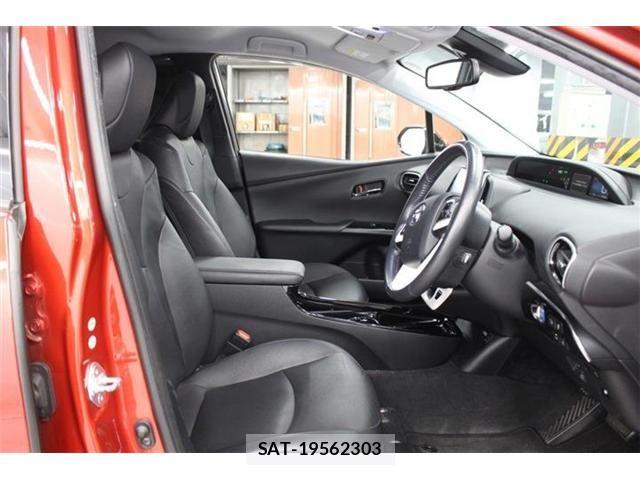 Toyota PRIUS PHV 2017-03 6673250-28