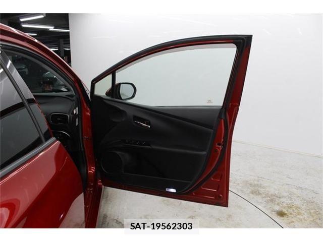 Toyota PRIUS PHV 2017-03 6673250-29