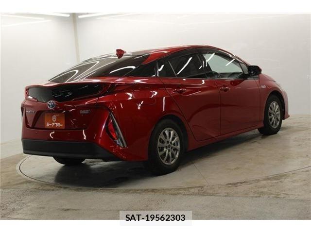 Toyota PRIUS PHV 2017-03 6673250-4