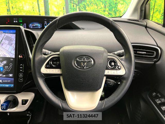 Toyota PRIUS PHV 2017-05 6683969-10