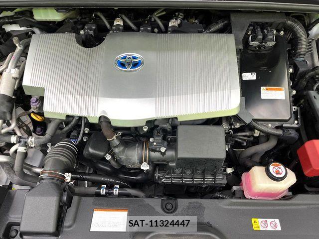 Toyota PRIUS PHV 2017-05 6683969-17