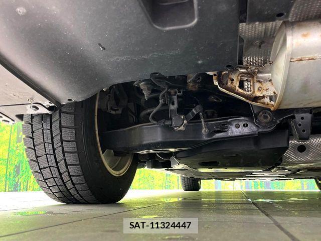 Toyota PRIUS PHV 2017-05 6683969-19