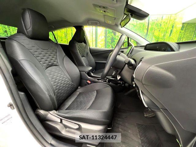 Toyota PRIUS PHV 2017-05 6683969-7