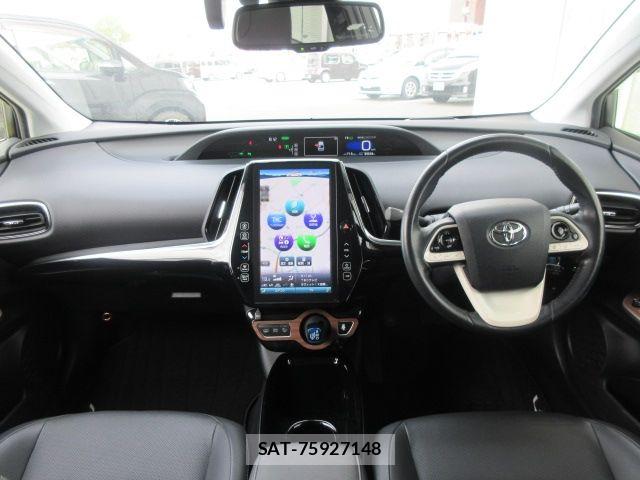Toyota PRIUS PHV 2017-09 6752966-1