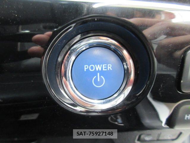 Toyota PRIUS PHV 2017-09 6752966-26
