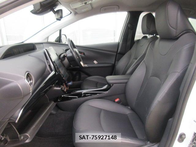 Toyota PRIUS PHV 2017-09 6752966-5