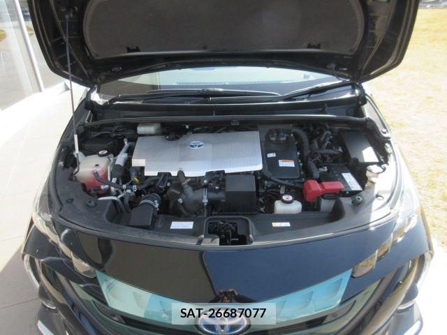 Toyota PRIUS PHV 2018-11 6752967-27