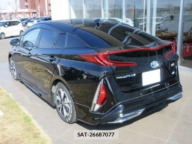 Toyota PRIUS PHV 2018-11 6752967-4