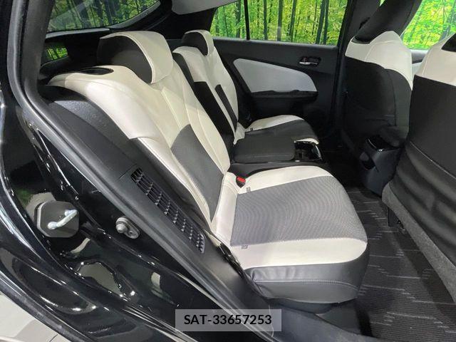 Toyota PRIUS PHV 2018-02 6752959-9