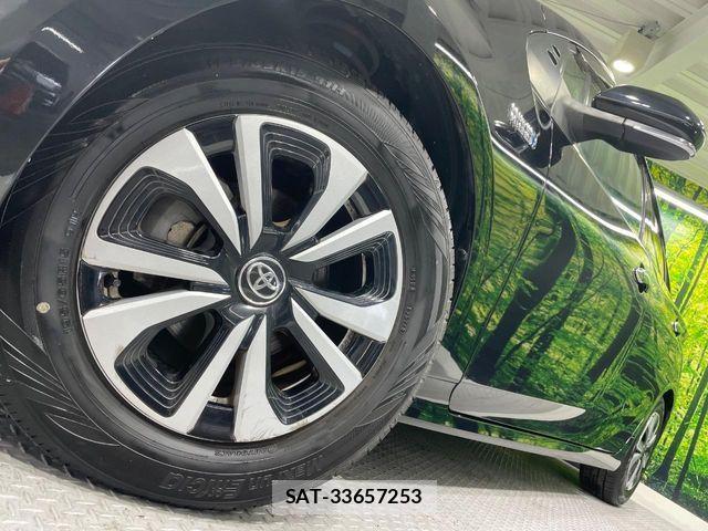 Toyota PRIUS PHV 2018-02 6752959-13