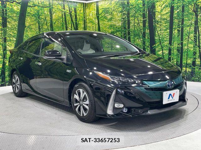 Toyota PRIUS PHV 2018-02 6752959-16
