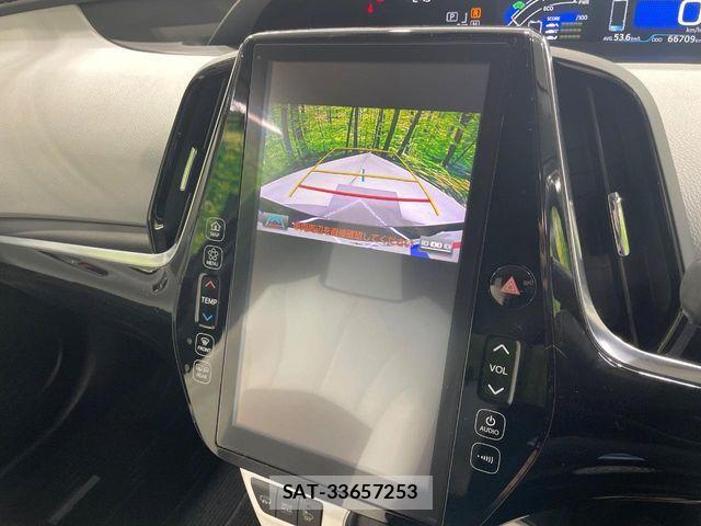 Toyota PRIUS PHV 2018-02 6752959-5