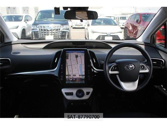 Toyota PRIUS PHV 2018-01 6791417-20
