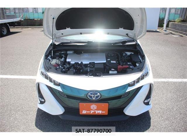 Toyota PRIUS PHV 2018-01 6791417-28