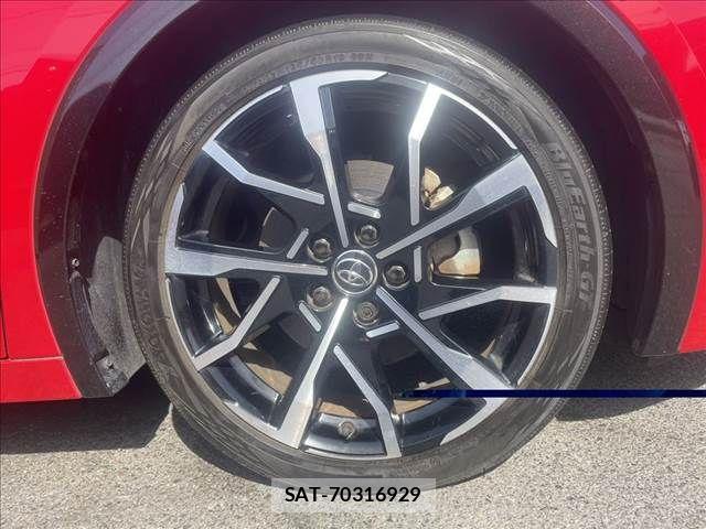 Toyota PRIUS PHV 2024-04 6791415-13