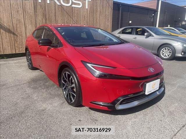 Toyota PRIUS PHV 2024-04 6791415-16