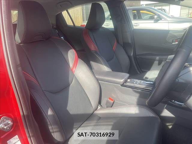 Toyota PRIUS PHV 2024-04 6791415-7