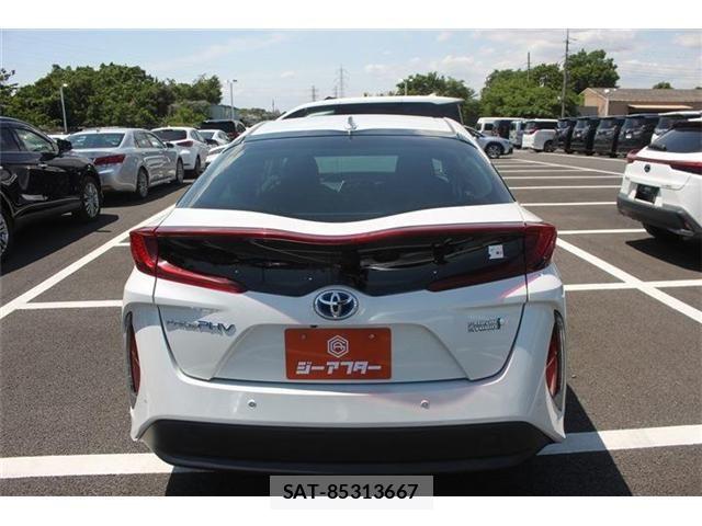 Toyota PRIUS PHV 2022-03 6816700-11