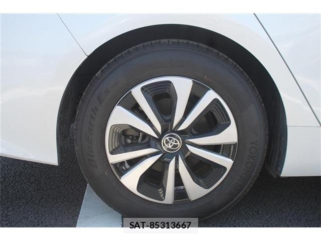 Toyota PRIUS PHV 2022-03 6816700-15