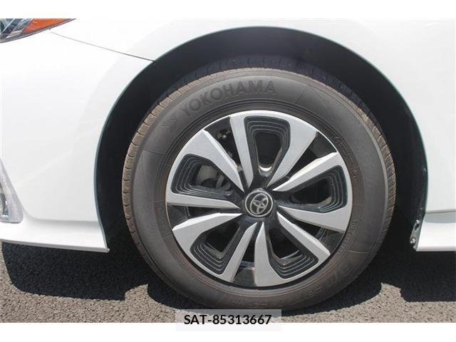 Toyota PRIUS PHV 2022-03 6816700-17