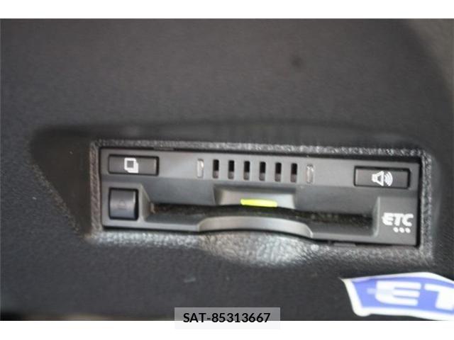 Toyota PRIUS PHV 2022-03 6816700-4