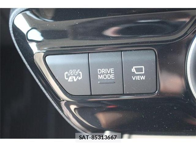 Toyota PRIUS PHV 2022-03 6816700-5