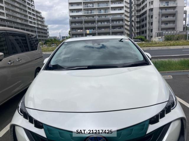 Toyota PRIUS PHV 2017-09 6911578-3