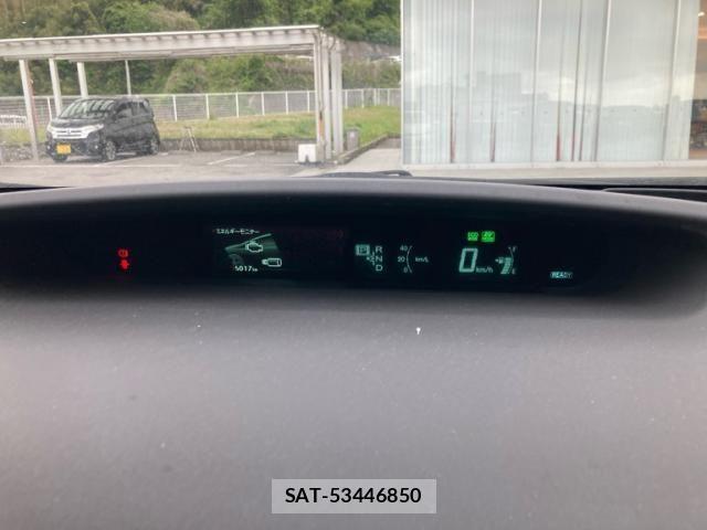 Toyota PRIUS PHV 2012-05 6911586-21