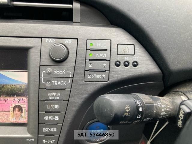 Toyota PRIUS PHV 2012-05 6911586-22