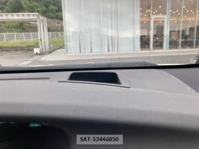 Toyota PRIUS PHV 2012-05 6911586-23