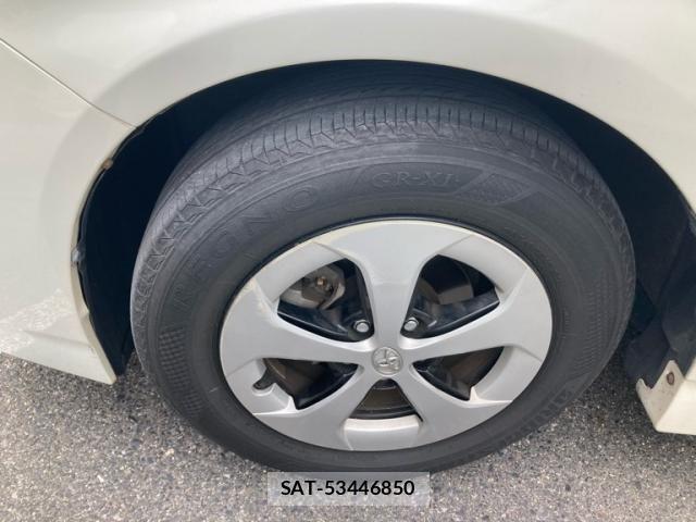 Toyota PRIUS PHV 2012-05 6911586-7