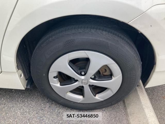 Toyota PRIUS PHV 2012-05 6911586-8