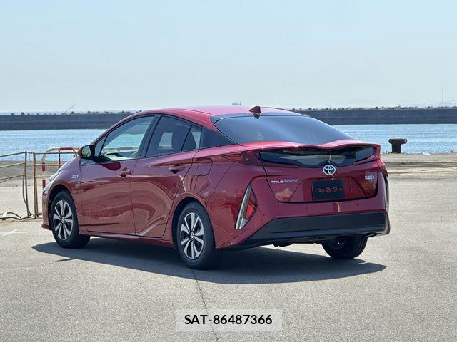 Toyota PRIUS PHV 2017-05 6911572-19
